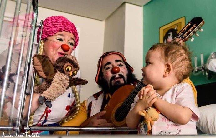 Llevando sonrisas a niños hospitalizados