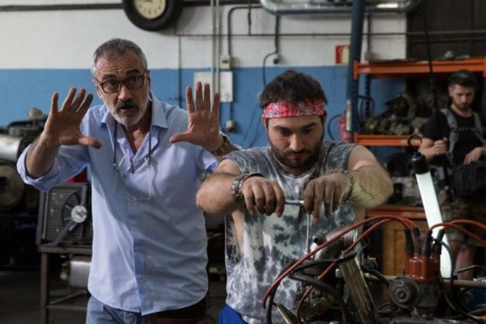 Archivo - Javier Fesser en el rodaje de la película 'Campeones'