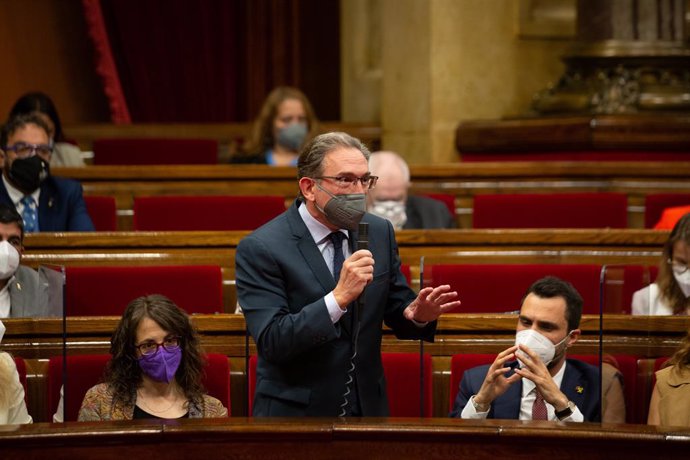 El conseller d'Economia de la Generalitat, Jaume Giró, en la primera sessió de control al Govern.