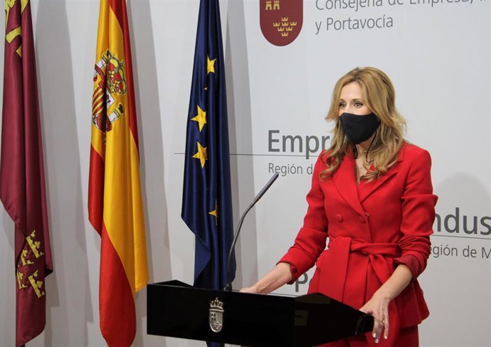 La directora general del SEF, Marisa López, presentó los datos del paro del mes de mayo