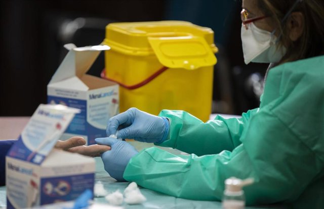 Archivo - Test de cribado de la Covid-19, foto de archivo
