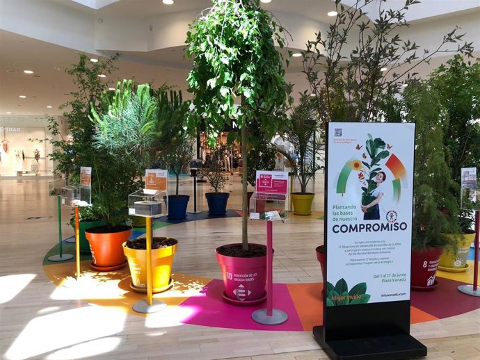 COMUNICADO: intu Xanadú planta un árbol por cada uno de los 17      Objetivos de Desarrollo Sostenible de la ONU