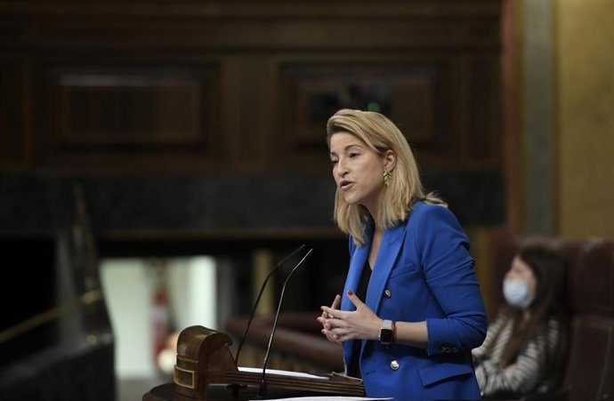 La portavoz económica de Ciudadanos en el Congreso, María Muñoz, interviene durante una sesión plenaria en la Cámara Baja.