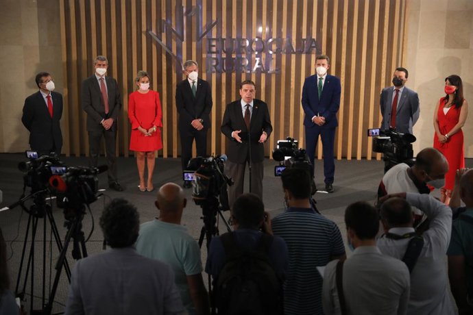 El Ministro de Agricultura, Pesca y Alimentación, Luis Planas, asiste a la inauguración del evento 'Rural Summit Agro', en el Auditorio de los Servicios Centrales de Eurocaja Rural, a 2 de junio de 2021, en Toledo (España).