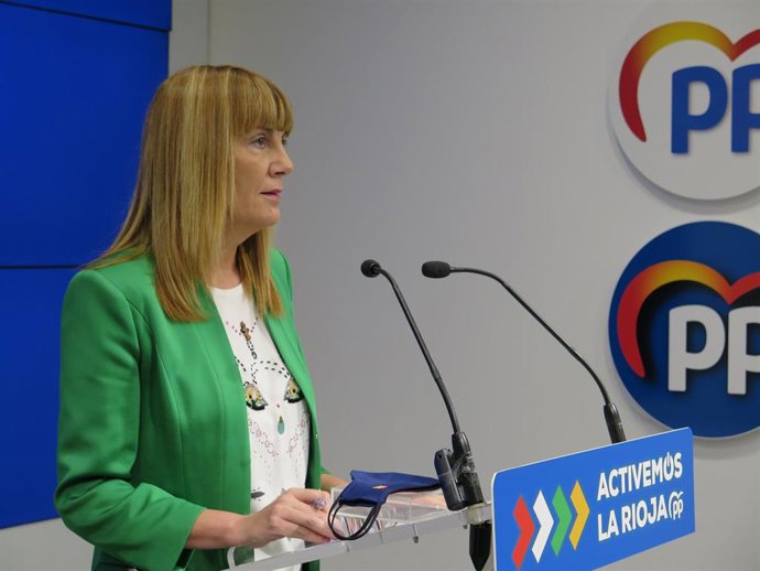 La senadora del PP, Ana Lourdes González, analiza el Ingreso Mínimo Vital