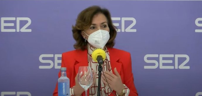 La vicepresidenta primera del Gobierno de España, Carmen Calvo, en el Foro de la SER Cantabria