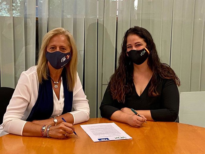 Imagen del acuerdo entre PP y Vox en Bormujos