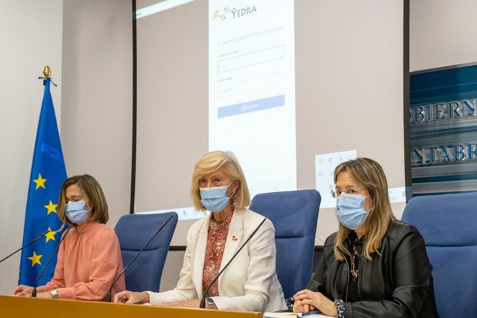 La consejera, Marina Lombó, en la rueda  de prensa