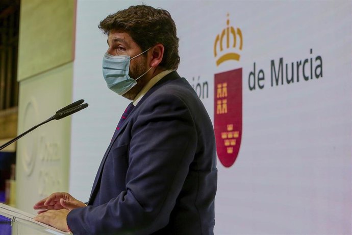 El presidente de la región de Murcia, Fernando López Miras, preside el acto central conmemorativo del Día de la Región de Murcia en Fitur, a 20 de mayo de 2021, en Madrid (España). La Feria Internacional del Turismo, Fitur 2021 'Especial Recuperación Tu
