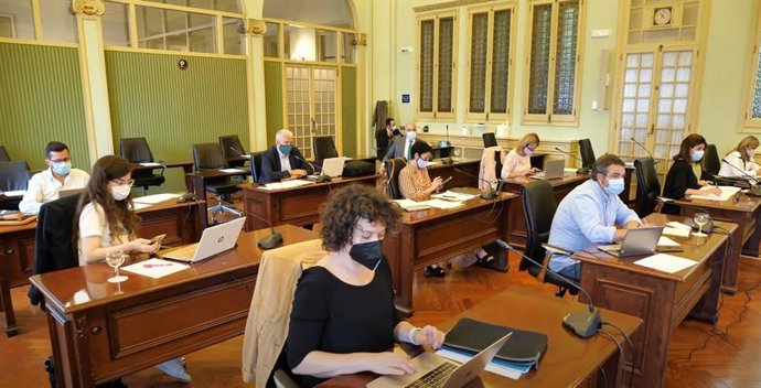 Comisión de Asuntos Institucionales y Generales del Parlament balear.