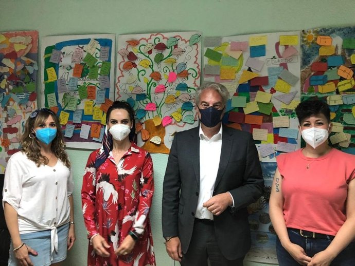 El Ayuntamiento visita Adaner