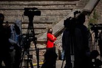 Colau dice que las firmas contra los indultos son una "expresión de debilidad" del PP