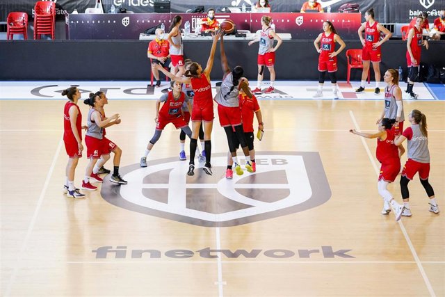 La selección española entrenando en Córdoba