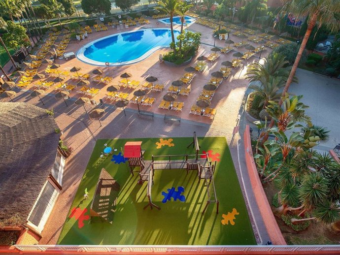 Aparthotel Fuengirola Beach uno de los asociados a Aehcos