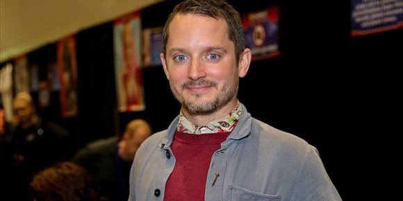 1. Elijah Wood será el villano del remake de El Vengador Tóxico