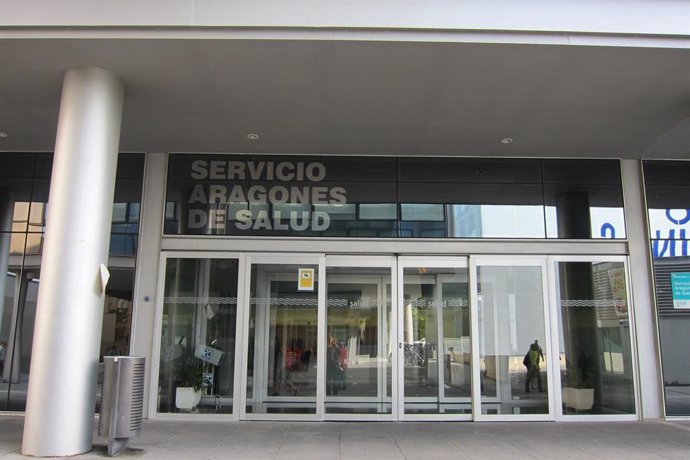 Archivo - Fachada del Servicio Aragonés de Salud