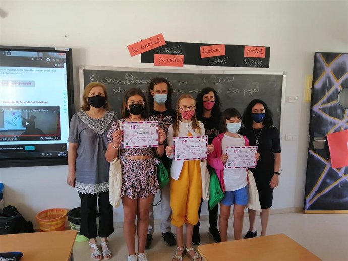 El CEIP Sa Bodega de Ibiza gana el concurso 'Yo quiero ser científica'.