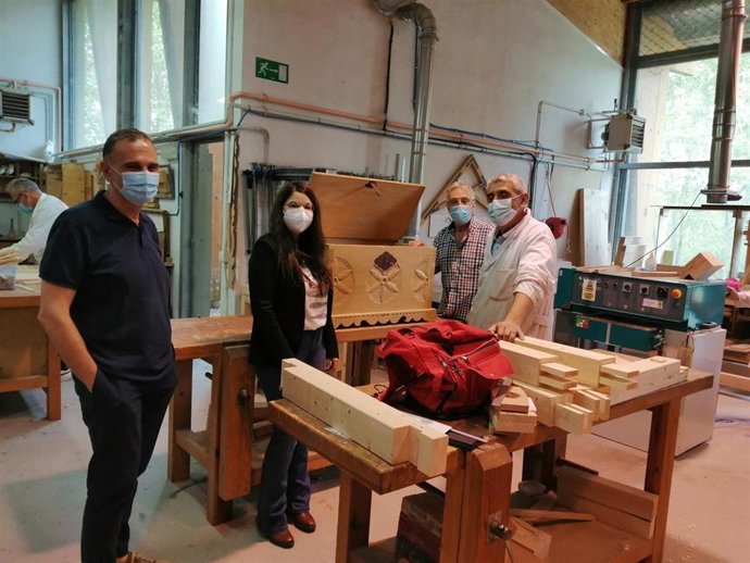 Visita de la diputada de Cs al Cearcal para conocer su funcionamiento y estudiar nuevas fórmulas de colaboración.