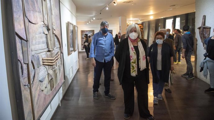 El Museo del Torreón en Haro inaugura la muestra De grana y roble del artista riojano Óscar Cenzano