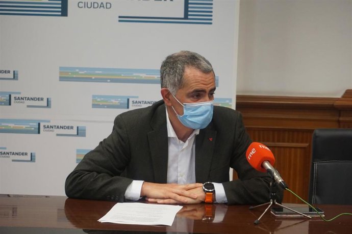 El portavoz de UxS, Miguel Saro