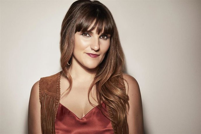 La cantante Rozalén inicia el 4 de junio en Málaga su gira por toda España