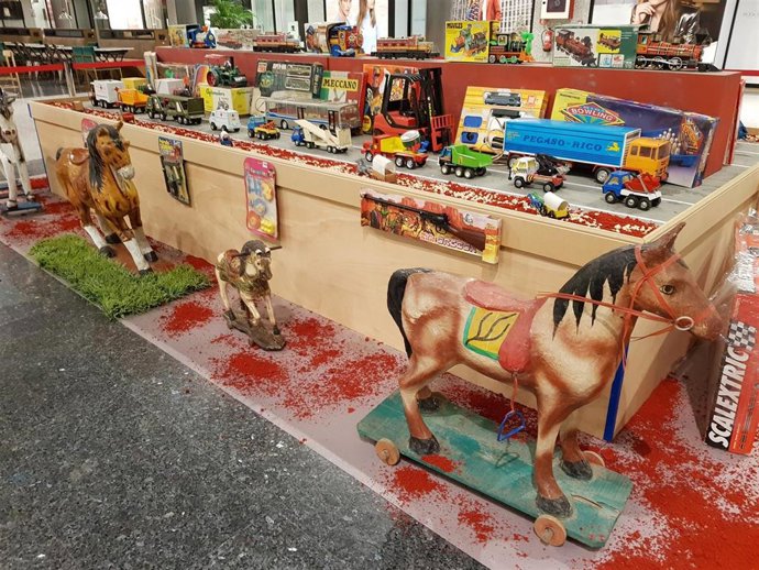 Exposición 'Juguetes del Pasado' de Arena Multiespacio