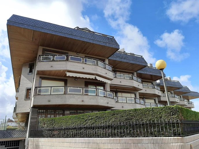 Edificio tenis de Laredo