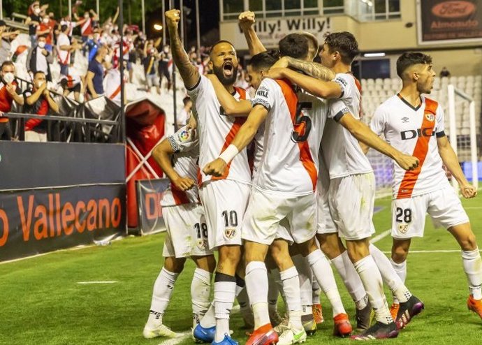 El Rayo celebra el triunfo ante el Leganés en la ida del playoff