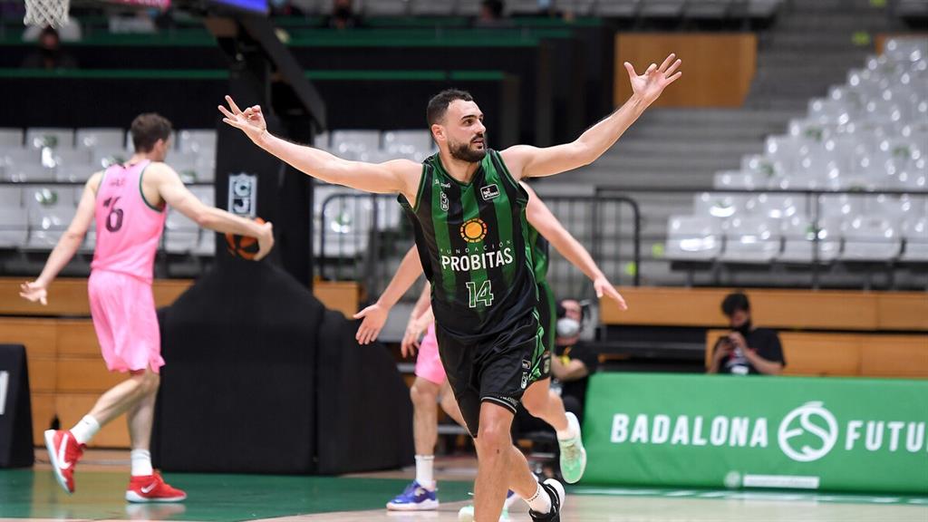 El Joventut se sube a las barbas del Barça - Vimarsana News