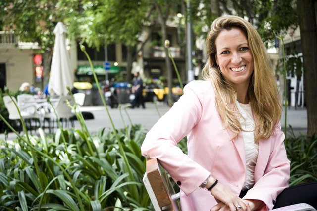 Archivo - La decana del Colegio de Abogados de Barcelona, María Eugenia Gay, posa después de una entrevista para Europa Press en la redacción de Europa Press Cataluña, a 26 de mayo de 2021,en Madrid (España).