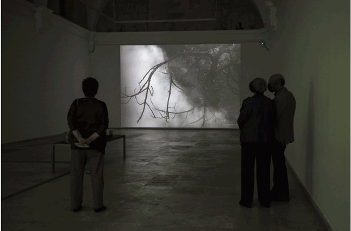 Una de las obras expuestas en el Patio Herreriano, que retoma las visitas guiadas