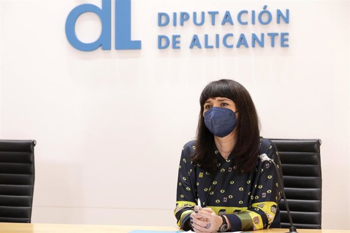 La diputada de Cultura, Julia Parra