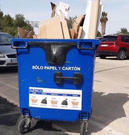 Contenedor de papel.