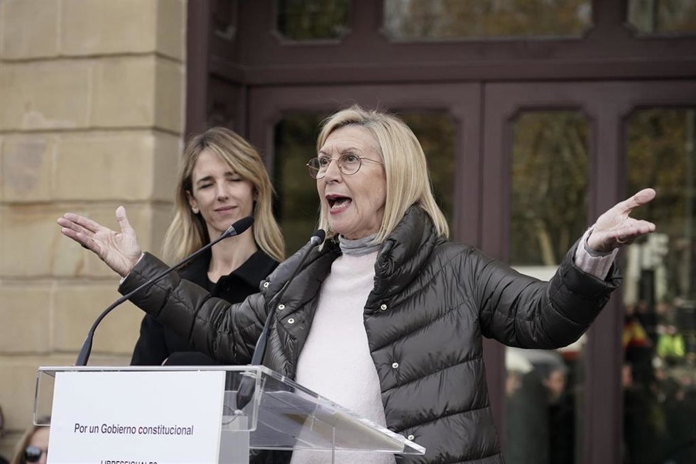 Archivo - La cofundadora de la plataforma Unión 78, Rosa Díez interviene en un acto público de Libres e Iguales en Bilbao (Euskadi/España) a 6 de diciembre de 2019.
