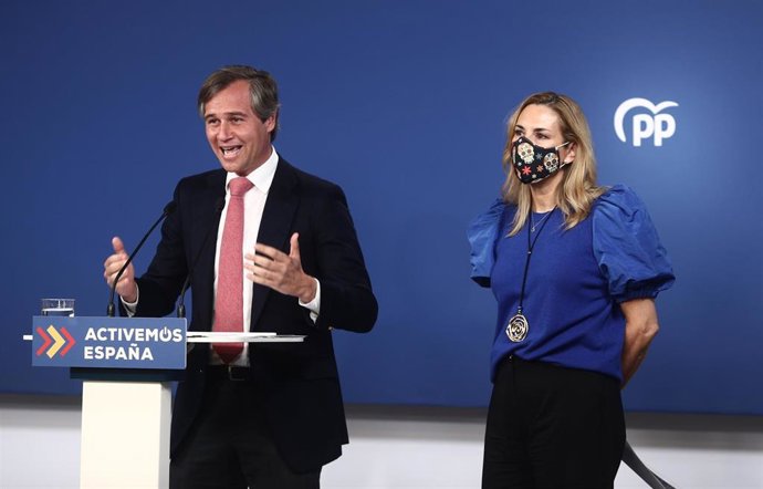 Archivo - La vicesecretaria de Organización del Partido Popular, Ana Beltrán (i), y el vicesecretario de Territorial, Antonio González Terol (d), durante una rueda de prensa, a 5 de abril de 2021, en Madrid, (España).