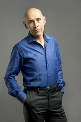 El violinista y director Enrico Onofri