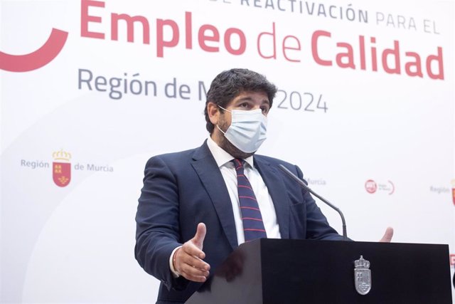 El presidente Fernando López Miras firma la Estrategia de Reactivación para el Empleo de Calidad de la Región de Murcia 2021-2024 junto a la patronal CROEM y los sindicatos UGT y CCOO