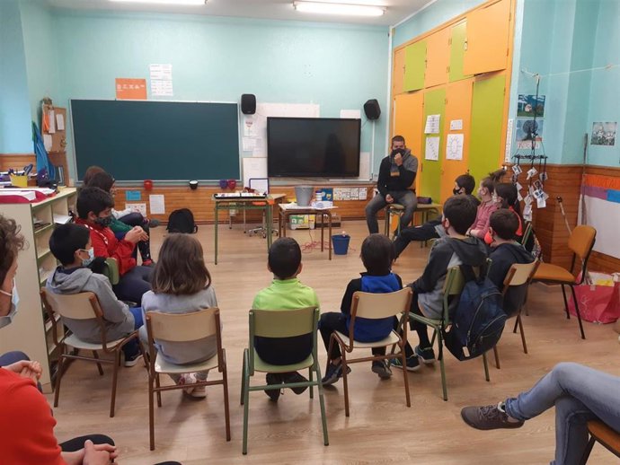 Alumnos del Colegio de Burguete.