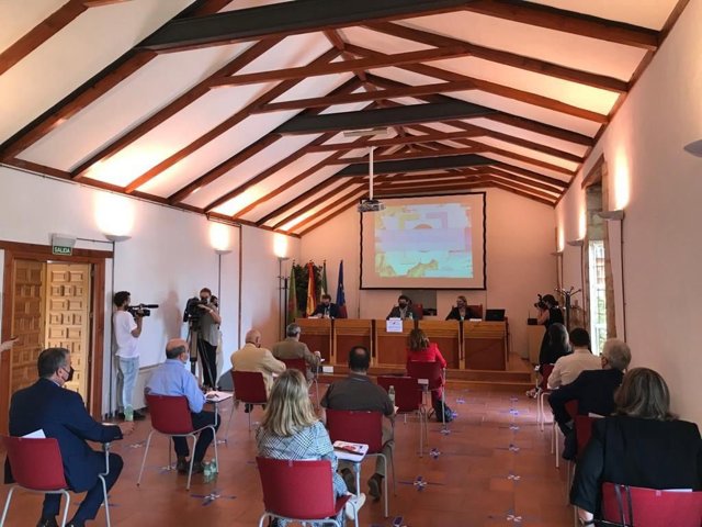 Reunión del patronato de la Fundación Estrategias