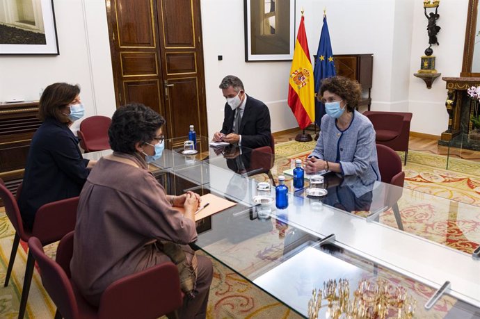 La ministra de Exteriores, González Laya, y su homóloga andorrana se han reunido este viernes en Madrid para tratar asuntos bilaterales entre ambos países y celebrar "el buen estado" de las relaciones.