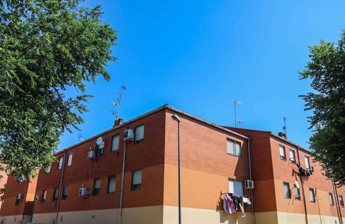 Viviendas de promoción pública de la Junta en el PERI de San Lázaro en Mérida.