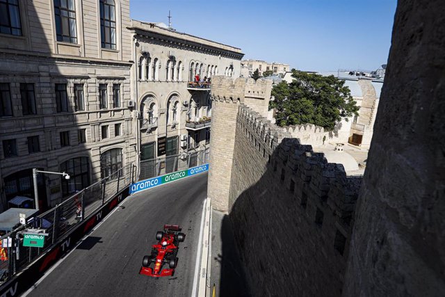Charles Leclerc en el Gran Premio de Azerbaiyán