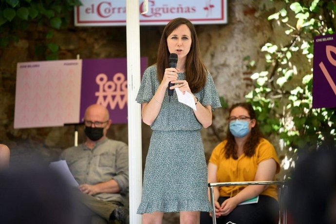 Ione Belarra, en un acto de su candidatura en Cáceres.