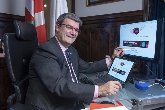 Archivo - El alcalde de Bilbao, Juan María Aburto