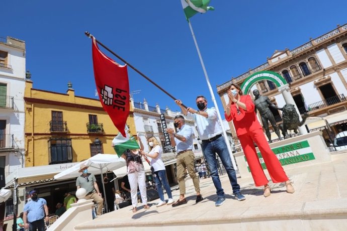 El candidato socialista a las primarias Juan Espadas en un acto en Ronda (Málaga)