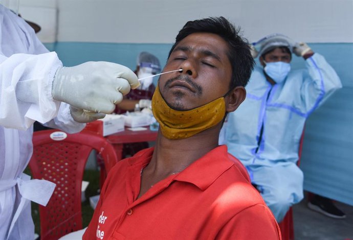 Prueba de coronavirus en India