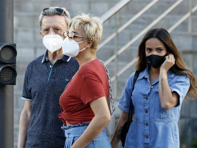 Ortega Cano, Gloria Camila y Ana María Aldón, a las puertas de la comisaría