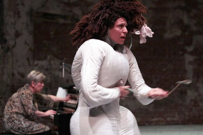 La bailarina argentina Ayelen Parolin presenta en La Mutant de Valncia un programa doble.