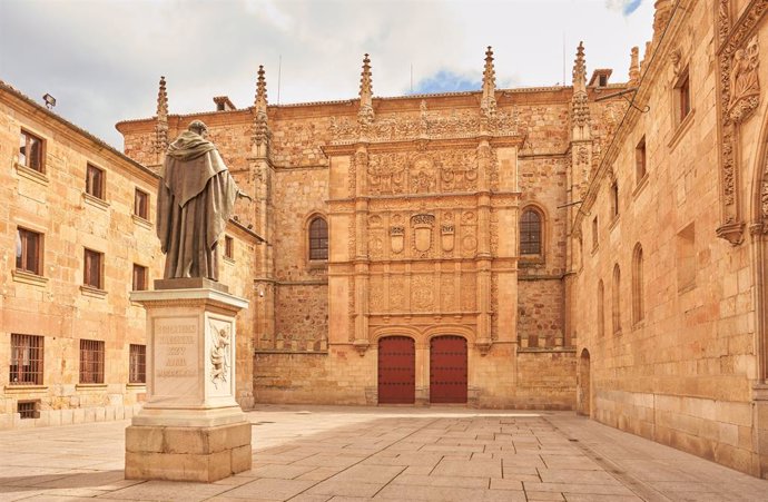 Archivo - Edificio Histórico de la Universidad de Salamanca.