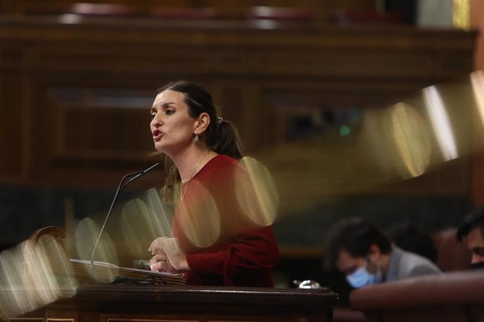 Archivo - La diputada de Ciudadanos Sara Giménez interviene durante una sesión plenaria en el Congreso